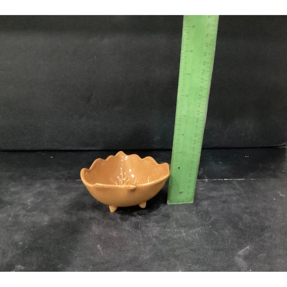 Set‎ of 2 Pier 1 Imports Yellow Golden Leaf Footed Bowls Fall Stoneware